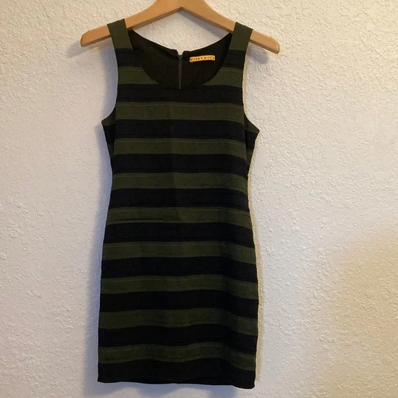 green emerald velvet dress alice + olivia Olive Delora Fitted Mock Neck Elbow Sleeve Midi Dress (12)  at Amazon Women's Clothing store